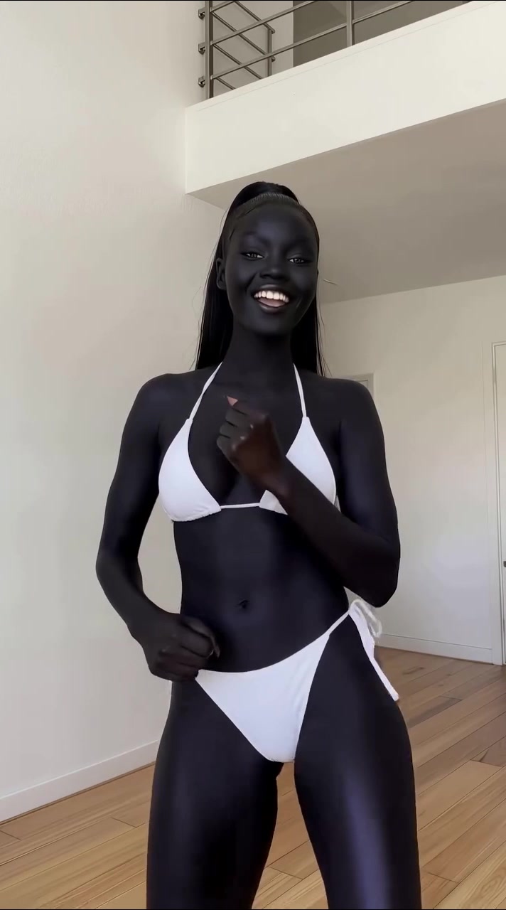 Kia Tyller – Please Tell Me Which Girl Can Be Hotter Than Her?