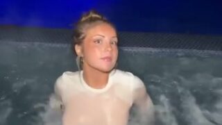 Piper Rockelle Naked Showing Off Her Topless In Jacuzzi