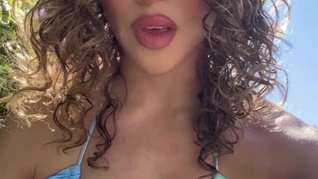 Lola Vice Aka Valerie Loureda WWE Shows Off Her Sexy Body