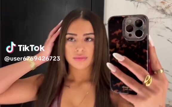 Avanyce Onlyfans – Shows Off Her Sexy Body
