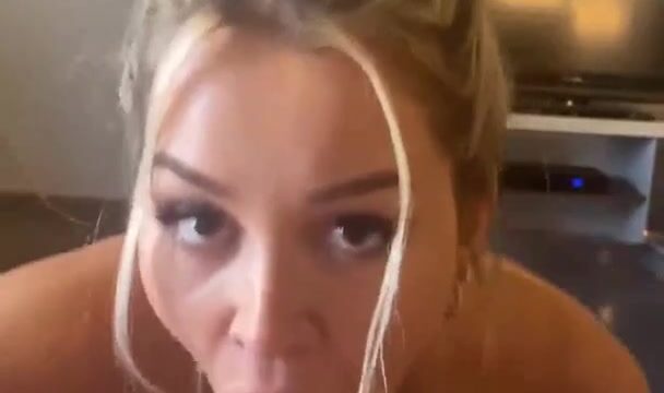 Heidi Grey Blowjob Her Boyfriend And Swallowed His Sperm